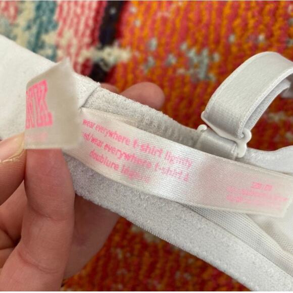 PINK Victoria’s Secret lightly lined wear everywhere t-shirt bra size 32DD - Picture 5 of 6